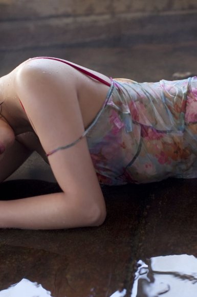 何润东上海将举办生日会 最新写真大玩雅痞